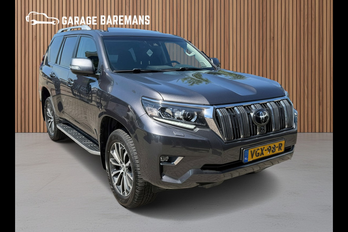 Toyota Land Cruiser 150 2.8 D-4D-F Executive Window Van