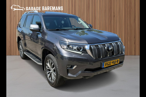 Toyota Land Cruiser 150 2.8 D-4D-F Executive Window Van