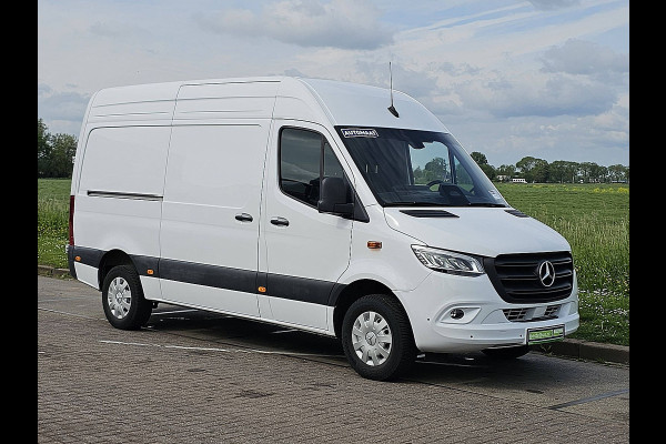 Mercedes-Benz Sprinter 315 1.9 CDI L2H2 Pro L2H2 LED Mbux RWD Euro6 Airco Automaat Facelift Navi BPM-Vrij 170Pk Euro6 Camera