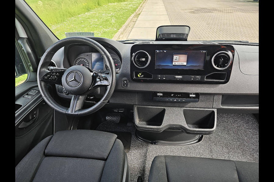 Mercedes-Benz Sprinter 315 1.9 CDI L2H2 Pro L2H2 LED Mbux RWD Euro6 Airco Automaat Facelift Navi BPM-Vrij 170Pk Euro6 Camera