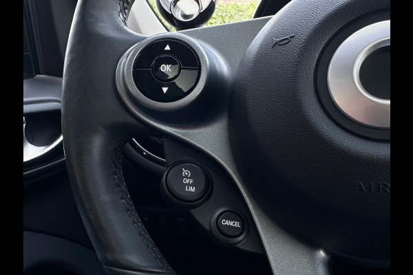 Smart Forfour EQ Comfort PLUS 18 kWh, Automaat, Bluetooth, Camera, Cruise, Pano, Leder, DAB, NAP