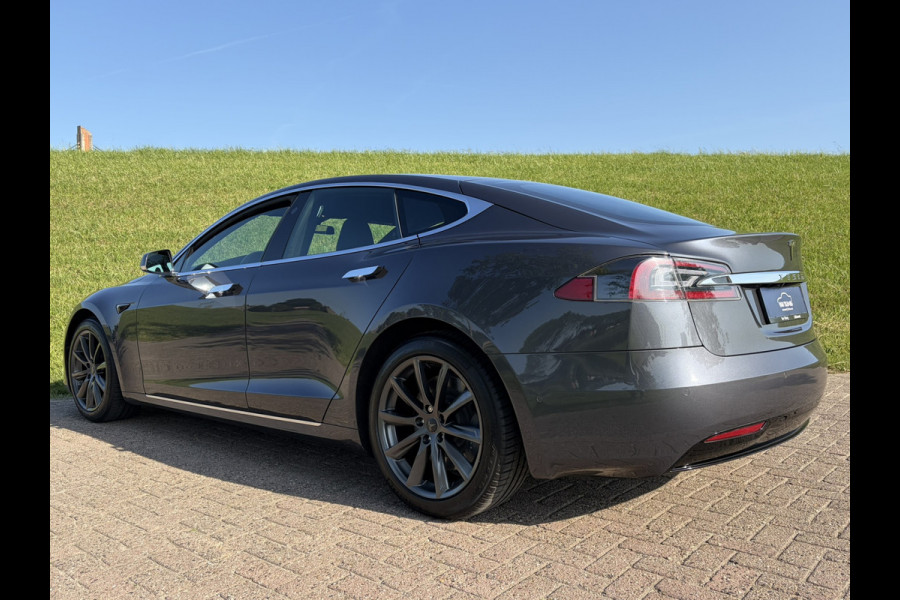 Tesla Model S Long Range !!! Verkocht !!! 1e Eigenaar | Origineel NL Auto | AutoPilot 3.0 | Trekhaak | 4x Nieuwe Michelin ZOBA| Incl. Winterset op LMV