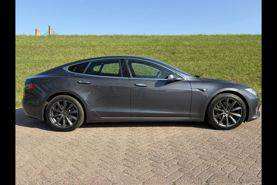 Tesla Model S Long Range !!! Verkocht !!! 1e Eigenaar | Origineel NL Auto | AutoPilot 3.0 | Trekhaak | 4x Nieuwe Michelin ZOBA| Incl. Winterset op LMV