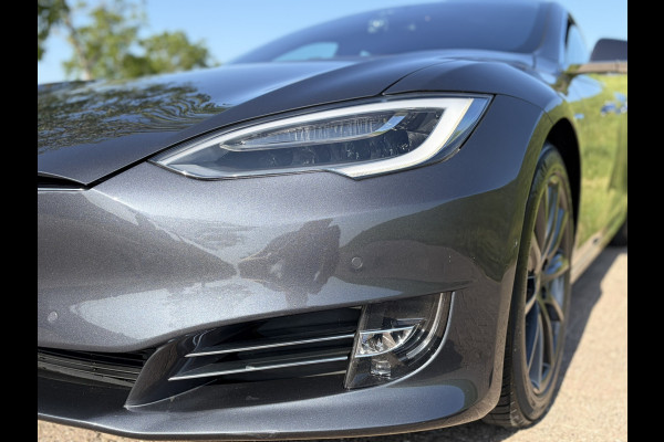 Tesla Model S Long Range !!! Verkocht !!! 1e Eigenaar | Origineel NL Auto | AutoPilot 3.0 | Trekhaak | 4x Nieuwe Michelin ZOBA| Incl. Winterset op LMV