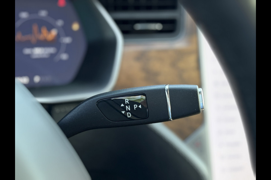Tesla Model S Long Range !!! Verkocht !!! 1e Eigenaar | Origineel NL Auto | AutoPilot 3.0 | Trekhaak | 4x Nieuwe Michelin ZOBA| Incl. Winterset op LMV