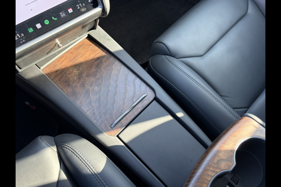Tesla Model S Long Range !!! Verkocht !!! 1e Eigenaar | Origineel NL Auto | AutoPilot 3.0 | Trekhaak | 4x Nieuwe Michelin ZOBA| Incl. Winterset op LMV