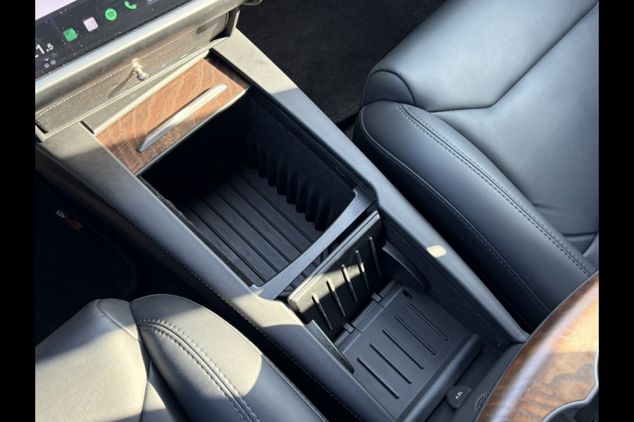 Tesla Model S Long Range !!! Verkocht !!! 1e Eigenaar | Origineel NL Auto | AutoPilot 3.0 | Trekhaak | 4x Nieuwe Michelin ZOBA| Incl. Winterset op LMV