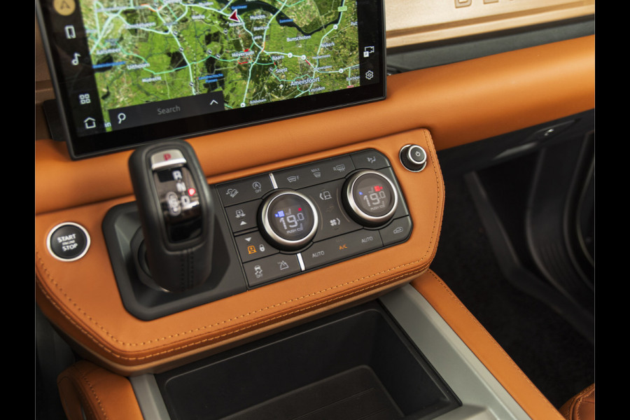 Land Rover Defender 90 5.0 P425 90 X VALIANCE CONVERTIBLE | HERITAGE