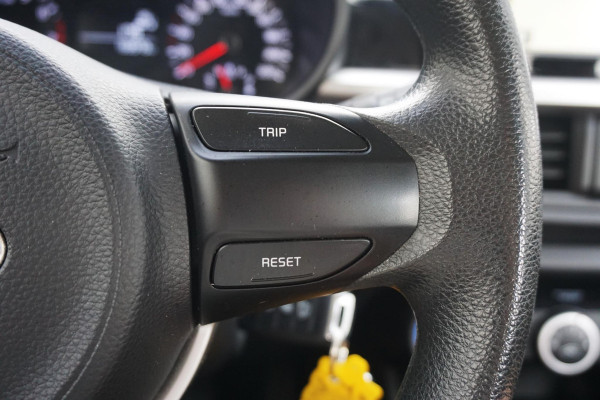 Kia Picanto 1.0 CVVT ComfortPlusLine Navigator/Carplay/Camera/ Allseason banden.