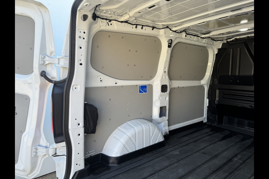 Ford E-Transit Custom 71kWh 140PK Elektrisch 344km WLTP 2300kg Trekvermogen BEV Snelladen Stoel + Stuur verwarming LED Adaptieve Cruise Camera Carplay Parkeersensoren v+a