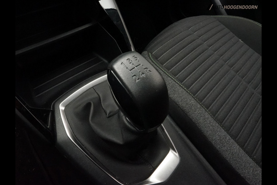 Peugeot 208 1.2 PureTech Active Black Edition (APPLE CARPLAY,PARKEERSENSOREN,CRUISE CONTROL,COMFORT-STOELEN,ISOFIX,TOPCONDITIE)
