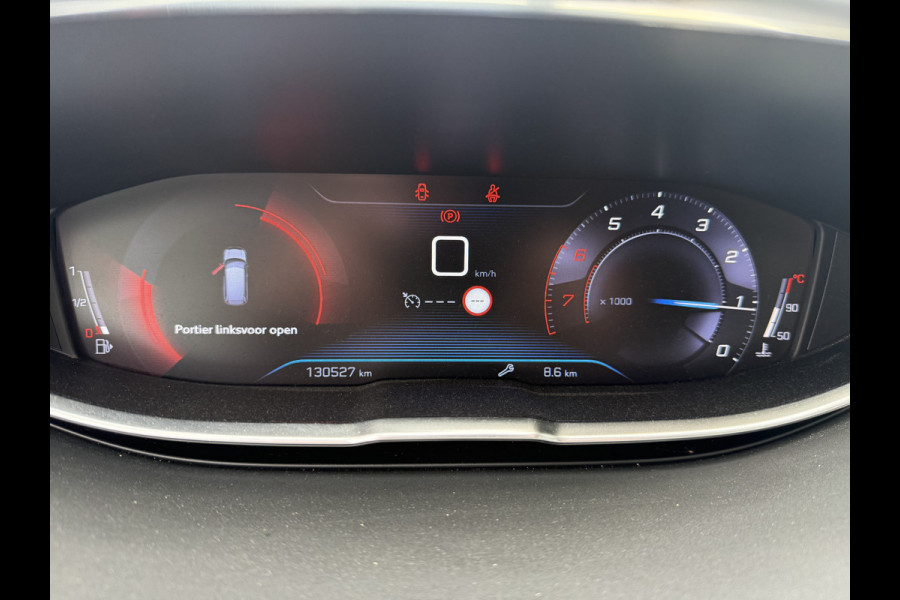 Peugeot 5008 1.2 PureTech Blue Lease Executive ** Trekhaak ** 7-persoons ** Navigatie ** NAP!!