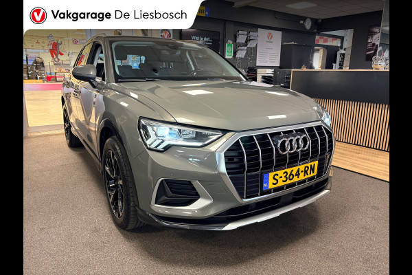 Audi Q3 35 TFSI Business Edition Automaat / pdc / cruise / car-play / stoelverwarming / trekhaak