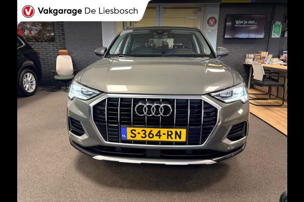 Audi Q3 35 TFSI Business Edition Automaat / pdc / cruise / car-play / stoelverwarming / trekhaak