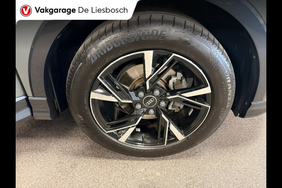 Audi Q3 35 TFSI Business Edition Automaat / pdc / cruise / car-play / stoelverwarming / trekhaak