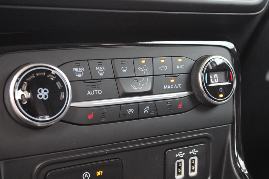 Ford EcoSport 1.0 EcoBoost ST-Line Black | Automaat! | Trekhaak | Stoel + Stuurverwarming | Cruise Control | Navigatie | Climate Control |