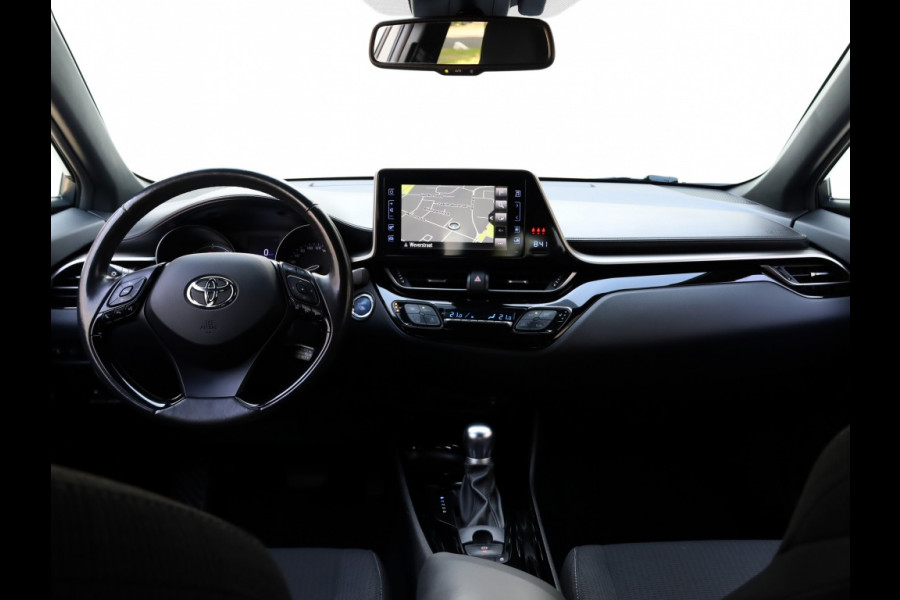 Toyota C-HR 1.8 Hybrid Style | Park-Assist | Stuurwielverwarming | Trekhaak