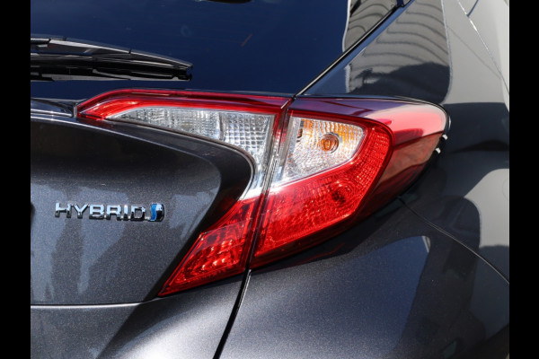 Toyota C-HR 1.8 Hybrid Style | Park-Assist | Stuurwielverwarming | Trekhaak