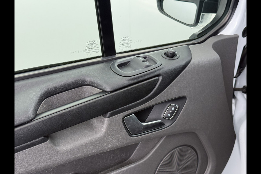 Ford Transit Custom 340 2.0TDCI 130PK L2H1 Sortimo Inperiaal+Ladder Trekhaak Cruise Control Airco Stoelverwarming Pdc Trend Betonplex Vloer Wandbetimmering Inbouwkasten Led
