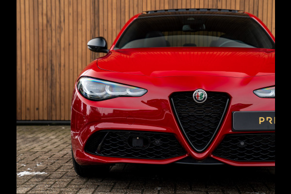Alfa Romeo Giulia 2.0T GME AWD Competizione 280pk | Pano-dak | Harman/Kardon | ADAS Pack 2