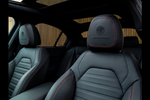Alfa Romeo Giulia 2.0T GME AWD Competizione 280pk | Pano-dak | Harman/Kardon | ADAS Pack 2