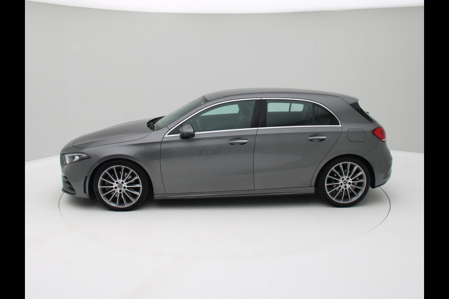 Mercedes-Benz A-Klasse 220 AMG Camera, Carplay, Sfeerverlichting, Stoelverwarming