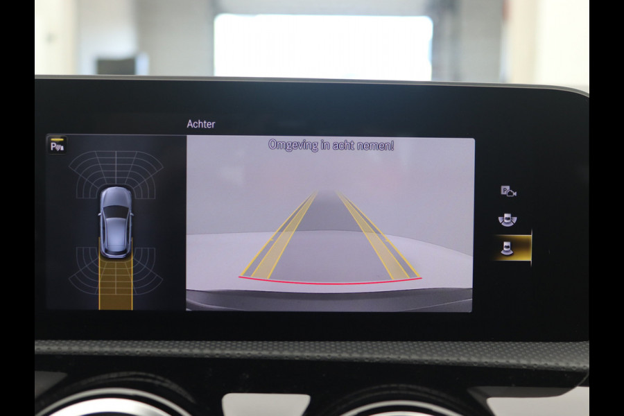 Mercedes-Benz A-Klasse 220 AMG Camera, Carplay, Sfeerverlichting, Stoelverwarming