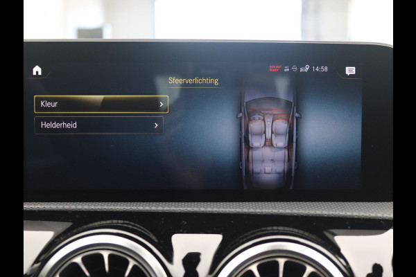 Mercedes-Benz A-Klasse 220 AMG Camera, Carplay, Sfeerverlichting, Stoelverwarming