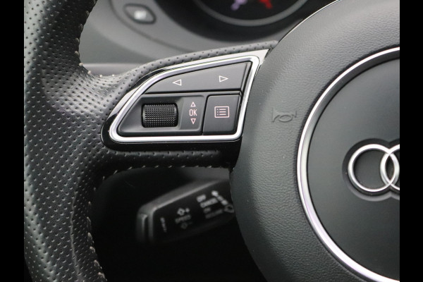 Audi Q3 1.4 TFSI CoD S-Line Led, Cruisecontrol, Trekhaak