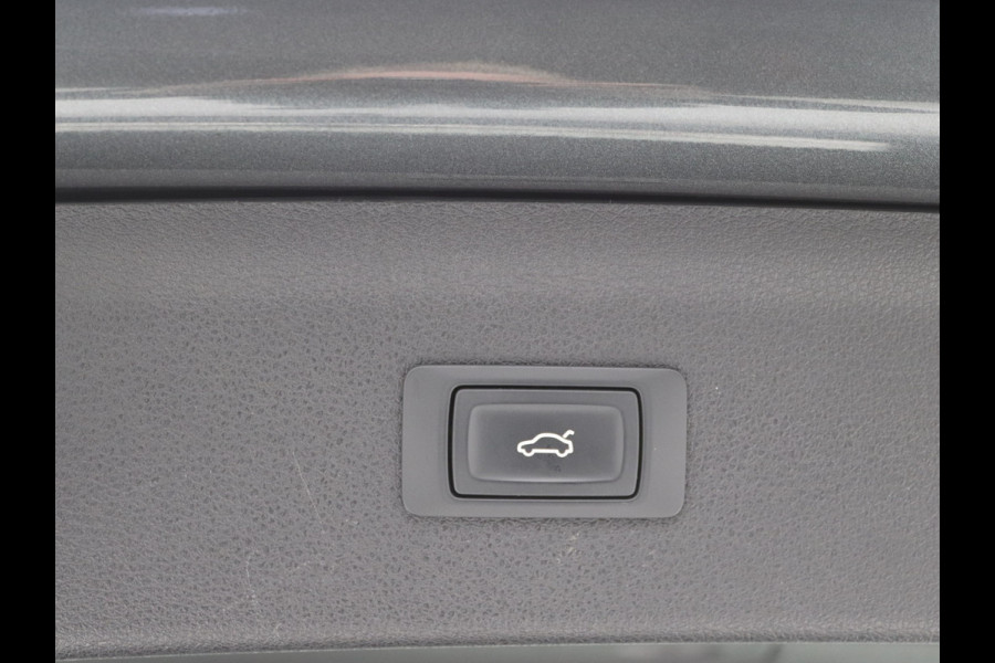 Audi Q3 1.4 TFSI CoD S-Line Led, Cruisecontrol, Trekhaak