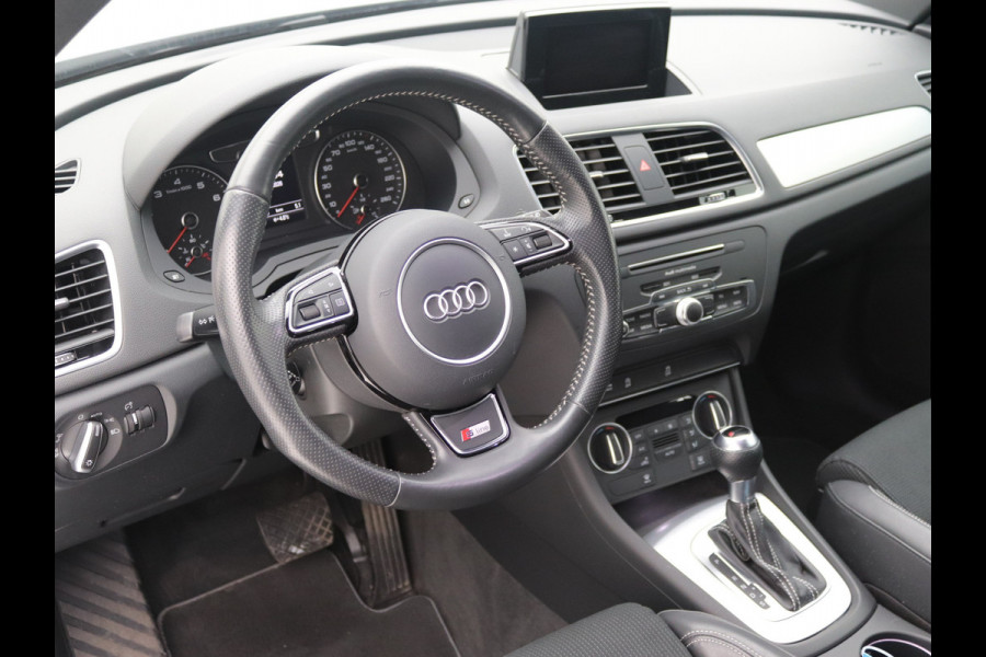 Audi Q3 1.4 TFSI CoD S-Line Led, Cruisecontrol, Trekhaak