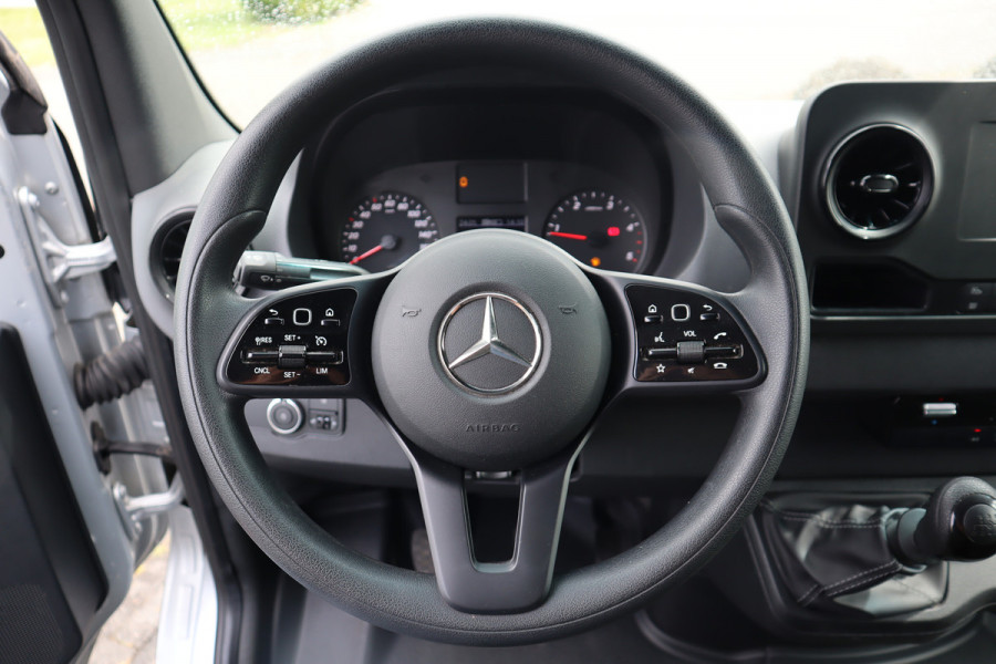 Mercedes-Benz Sprinter 317 CDI L3H2 Airco, Navigatie, Camera