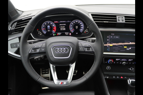 Audi Q3 35 TFSI S edition Competition Pano, ACC, Camera, Carplay