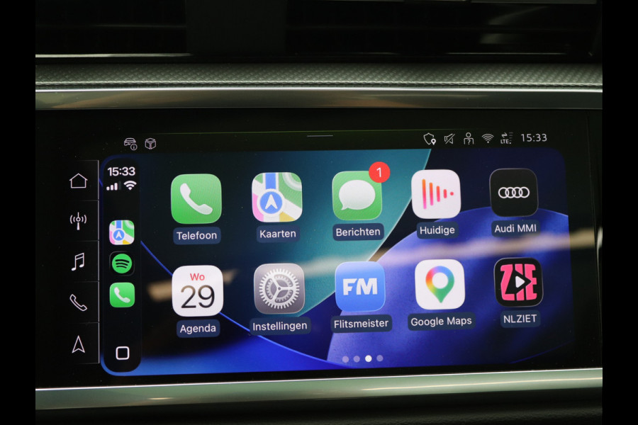 Audi Q3 35 TFSI S edition Competition Pano, ACC, Camera, Carplay