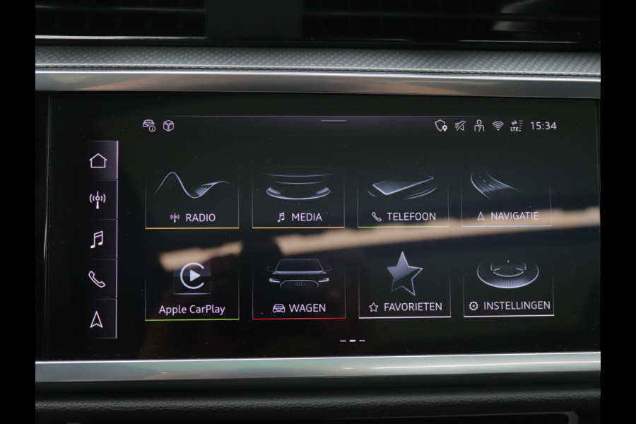 Audi Q3 35 TFSI S edition Competition Pano, ACC, Camera, Carplay