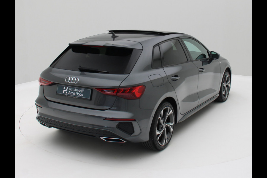 Audi A3 Sportback 35 TFSI S-Line Pano, B&O, LED, Keyless, Stoelverwarming