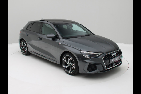Audi A3 Sportback 35 TFSI S-Line Pano, B&O, LED, Keyless, Stoelverwarming
