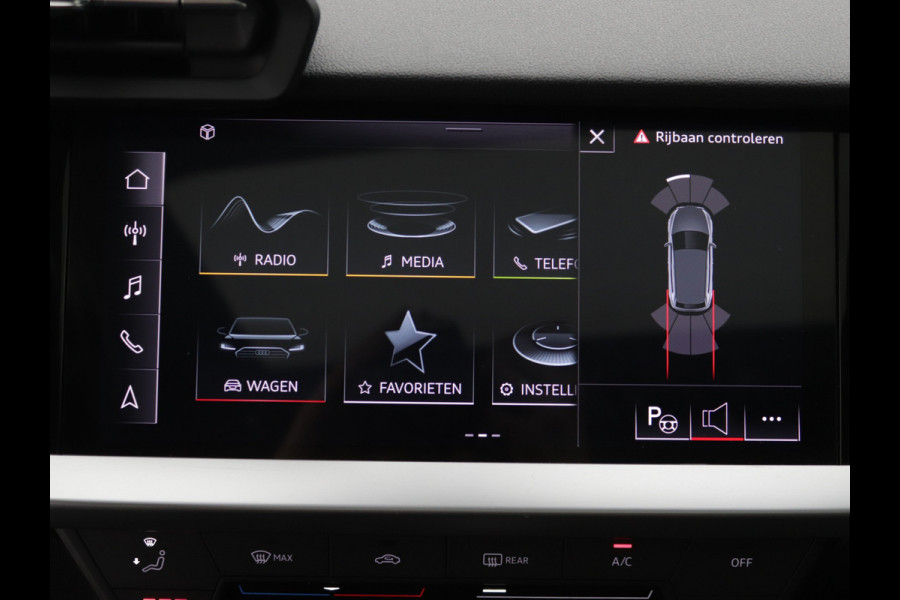 Audi A3 Sportback 35 TFSI S-Line Pano, B&O, LED, Keyless, Stoelverwarming