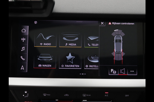 Audi A3 Sportback 35 TFSI S-Line Pano, B&O, LED, Keyless, Stoelverwarming