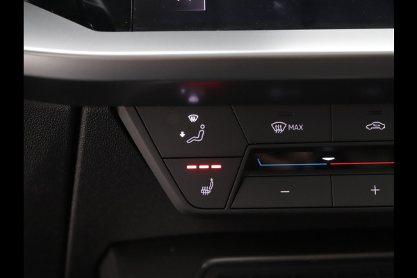 Audi A3 Sportback 35 TFSI S-Line Pano, B&O, LED, Keyless, Stoelverwarming