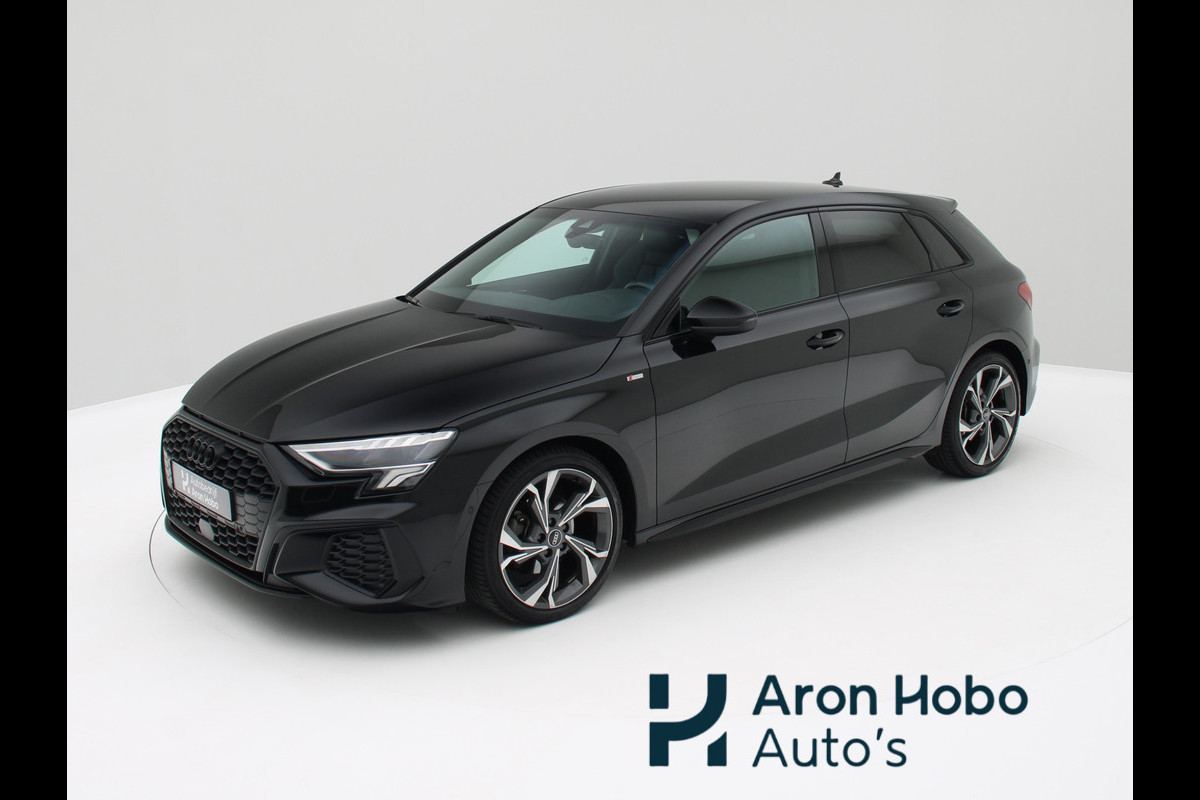 Audi A3 Sportback 35 TFSI S-Line Camera, ACC, Stoelverwarming, Carplay