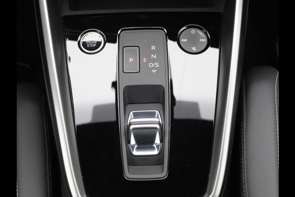 Audi A3 Sportback 35 TFSI S-Line Camera, ACC, Stoelverwarming, Carplay