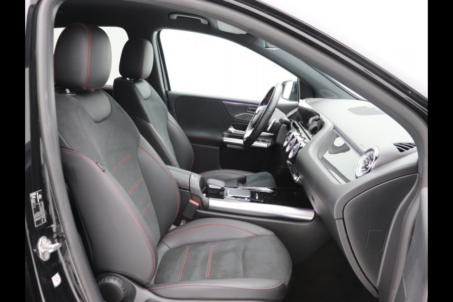 Mercedes-Benz B-Klasse 180 AMG Sfeerverlichting, Stoelverwarming, Cruisecontrol