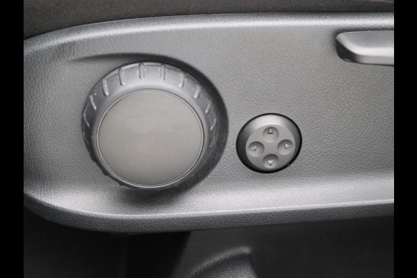 Mercedes-Benz B-Klasse 180 AMG Sfeerverlichting, Stoelverwarming, Cruisecontrol