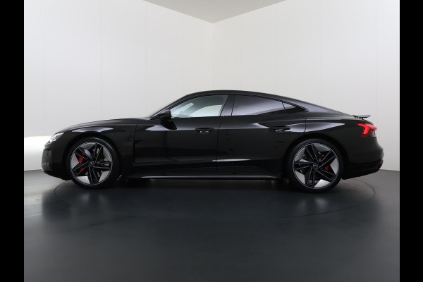 Audi e-tron GT RS 93 kWh SOH: 93% | CARBON PAKKET | STOELVERWARMING & -VERKOELING | ADAPTIVE CRUISE | 360 CAMERA | PANO | MEMORY SEATS | BANG & OLUFSEN AUDIO | NACHTZICHTASSISTENT | 21 INCH | HEAD-UP DISPLAY | MEGA VOL! | RIJKLAAR GEMAAKT & DIRECT LEVERBAAR | 12 MND BOVAG GARANTIE |