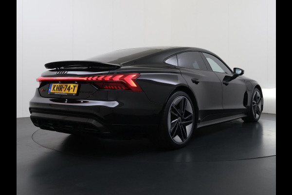 Audi e-tron GT RS 93 kWh SOH: 93% | CARBON PAKKET | STOELVERWARMING & -VERKOELING | ADAPTIVE CRUISE | 360 CAMERA | PANO | MEMORY SEATS | BANG & OLUFSEN AUDIO | NACHTZICHTASSISTENT | 21 INCH | HEAD-UP DISPLAY | MEGA VOL! | RIJKLAAR GEMAAKT & DIRECT LEVERBAAR | 12 MND BOVAG GARANTIE |