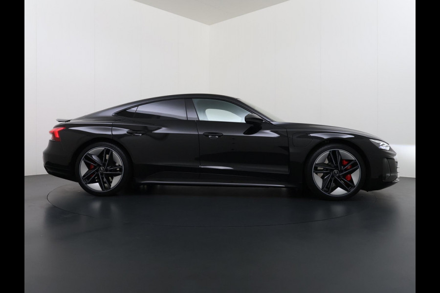 Audi e-tron GT RS 93 kWh SOH: 93% | CARBON PAKKET | STOELVERWARMING & -VERKOELING | ADAPTIVE CRUISE | 360 CAMERA | PANO | MEMORY SEATS | BANG & OLUFSEN AUDIO | NACHTZICHTASSISTENT | 21 INCH | HEAD-UP DISPLAY | MEGA VOL! | RIJKLAAR GEMAAKT & DIRECT LEVERBAAR | 12 MND BOVAG GARANTIE |