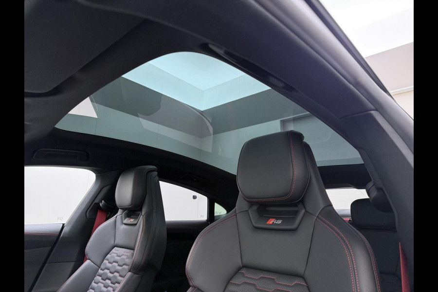 Audi e-tron GT RS 93 kWh SOH: 93% | CARBON PAKKET | STOELVERWARMING & -VERKOELING | ADAPTIVE CRUISE | 360 CAMERA | PANO | MEMORY SEATS | BANG & OLUFSEN AUDIO | NACHTZICHTASSISTENT | 21 INCH | HEAD-UP DISPLAY | MEGA VOL! | RIJKLAAR GEMAAKT & DIRECT LEVERBAAR | 12 MND BOVAG GARANTIE |