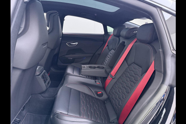 Audi e-tron GT RS 93 kWh SOH: 93% | CARBON PAKKET | STOELVERWARMING & -VERKOELING | ADAPTIVE CRUISE | 360 CAMERA | PANO | MEMORY SEATS | BANG & OLUFSEN AUDIO | NACHTZICHTASSISTENT | 21 INCH | HEAD-UP DISPLAY | MEGA VOL! | RIJKLAAR GEMAAKT & DIRECT LEVERBAAR | 12 MND BOVAG GARANTIE |