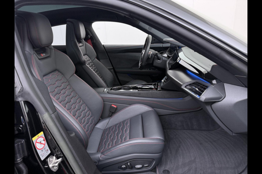 Audi e-tron GT RS 93 kWh SOH: 93% | CARBON PAKKET | STOELVERWARMING & -VERKOELING | ADAPTIVE CRUISE | 360 CAMERA | PANO | MEMORY SEATS | BANG & OLUFSEN AUDIO | NACHTZICHTASSISTENT | 21 INCH | HEAD-UP DISPLAY | MEGA VOL! | RIJKLAAR GEMAAKT & DIRECT LEVERBAAR | 12 MND BOVAG GARANTIE |